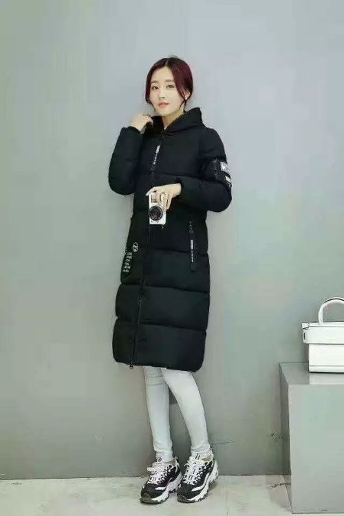 圖 全新時尚毛衣5元庫存外貿(mào)尾貨精品貨便宜尾貨服裝批發(fā) 北京二手服裝鞋帽箱包